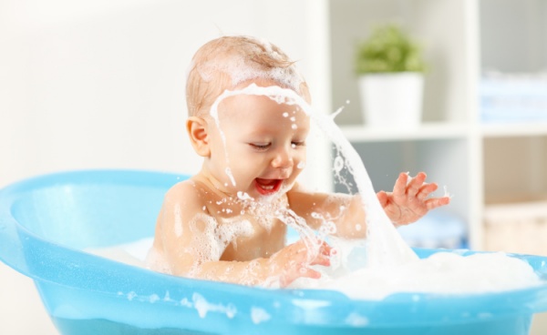 Tips para bañar a tu bebé