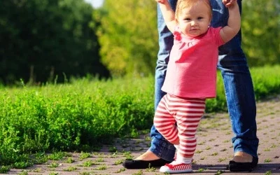 5 ejercicios divertidos para fortalecer los músculos y huesitos de tu bebé