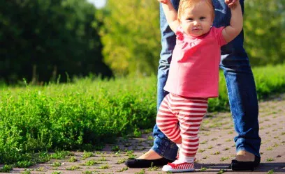 5 ejercicios divertidos para fortalecer los músculos y huesitos de tu bebé
