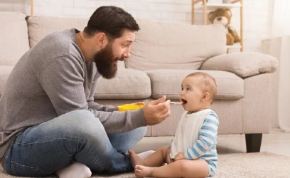 ¿Qué darle de comer a tu bebé de 9 a 12 meses?